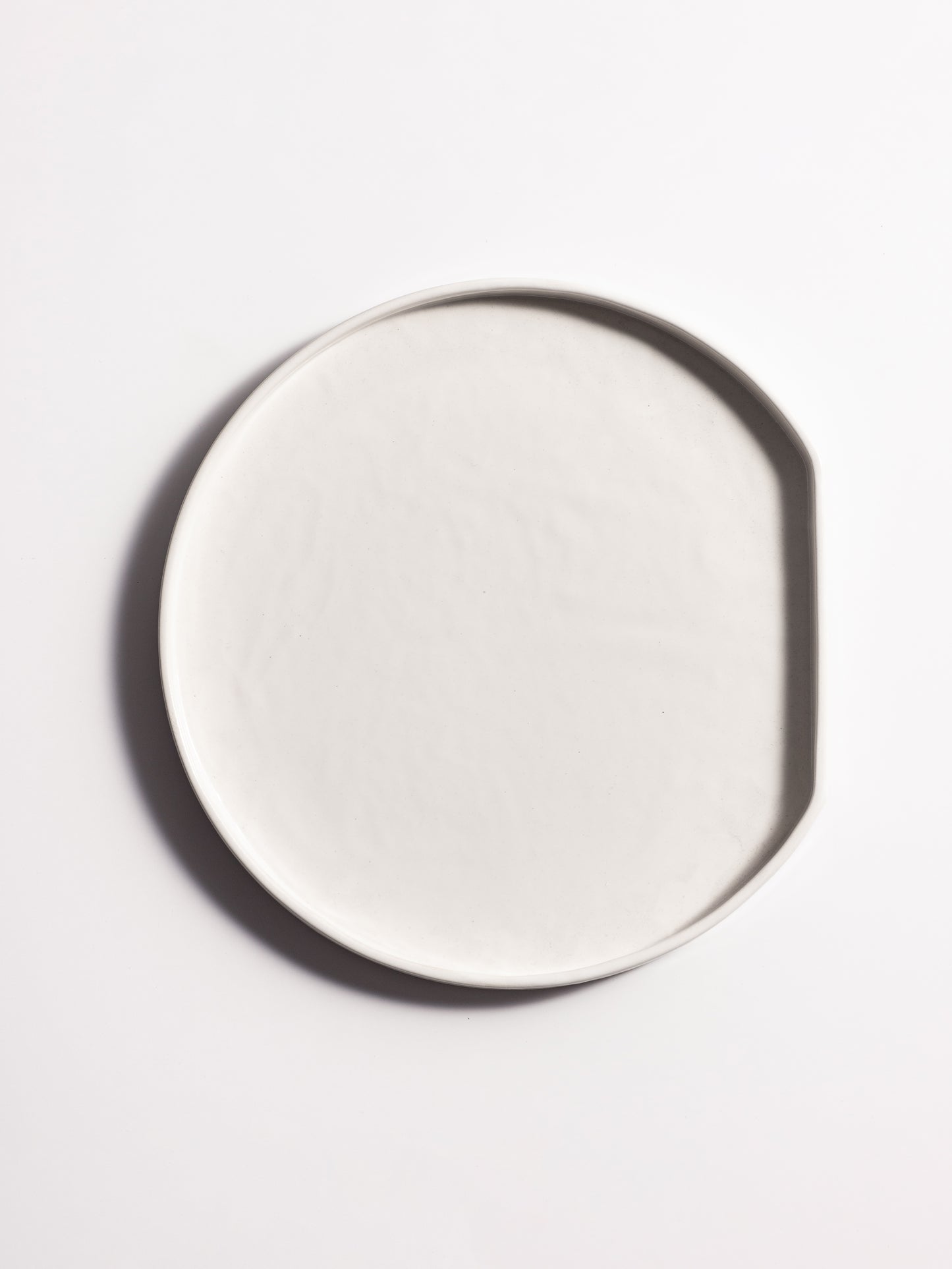 Trimmed plate 26 cm