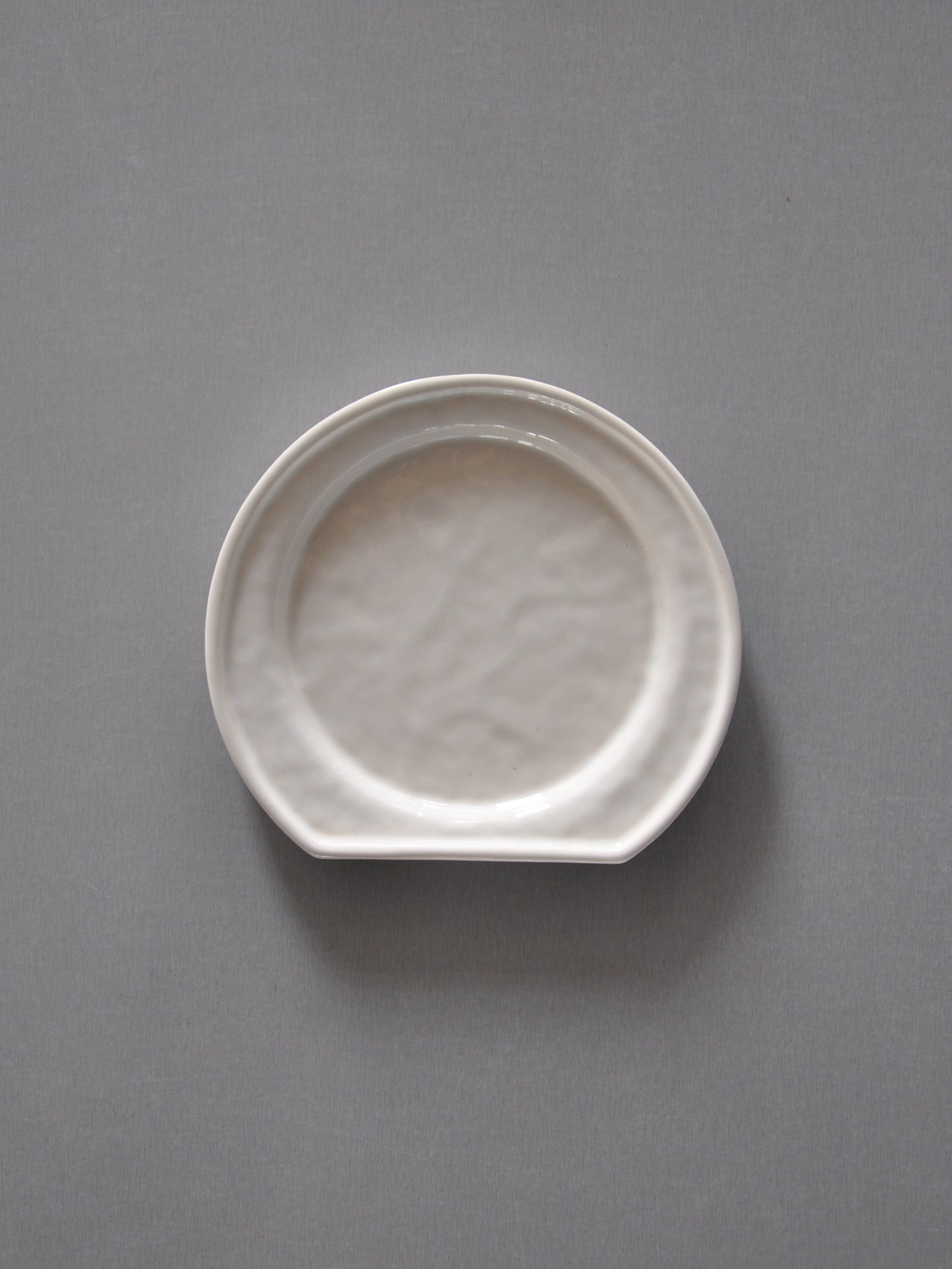 Set of 2 Trimmed Plates 17 cm - Character Marks - 50% Off